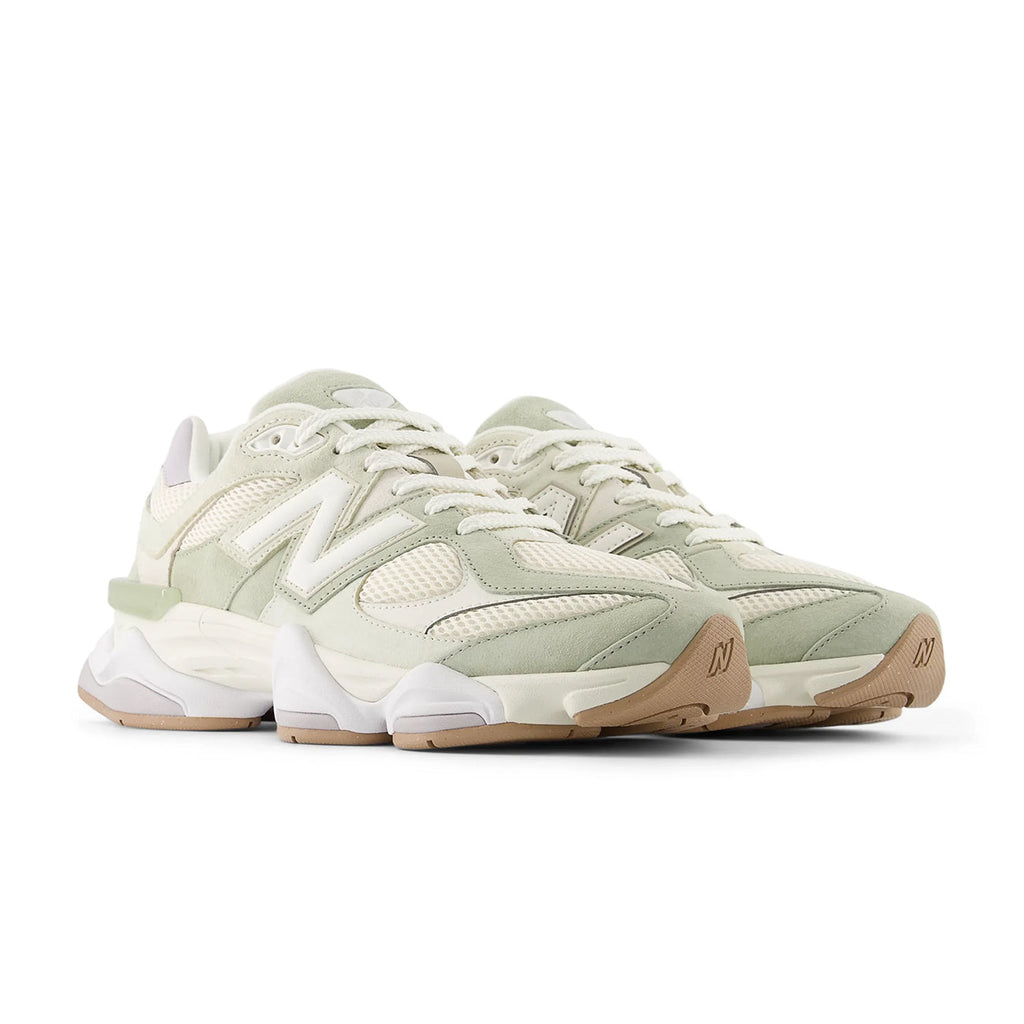 9060 "Garter Snake / Pearl Grey"