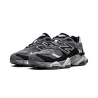 9060 "Black / Castlerock"