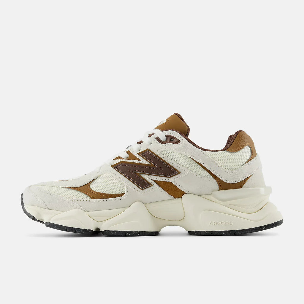 9060 "Breakfast Tea Angora"