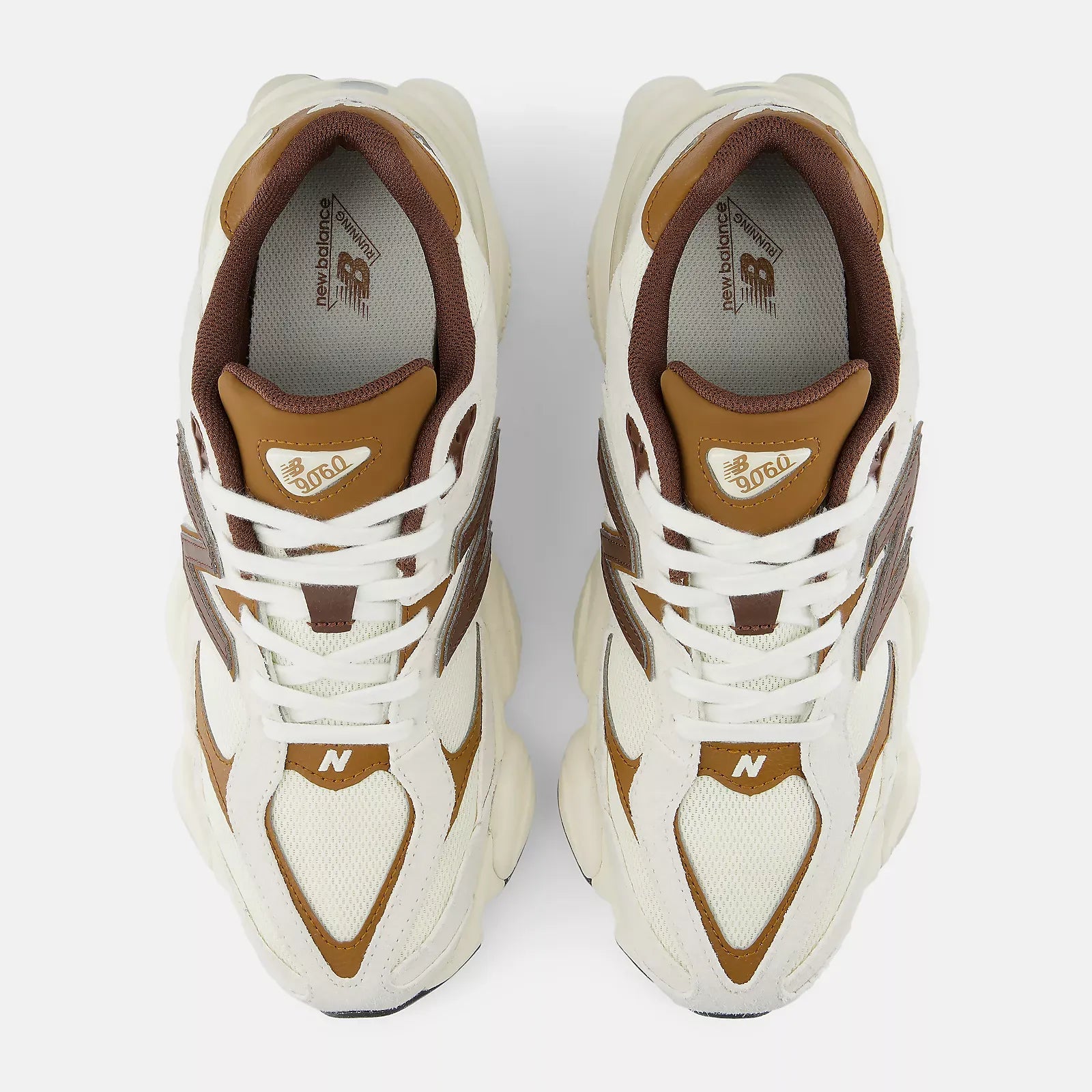 9060 "Breakfast Tea Angora"